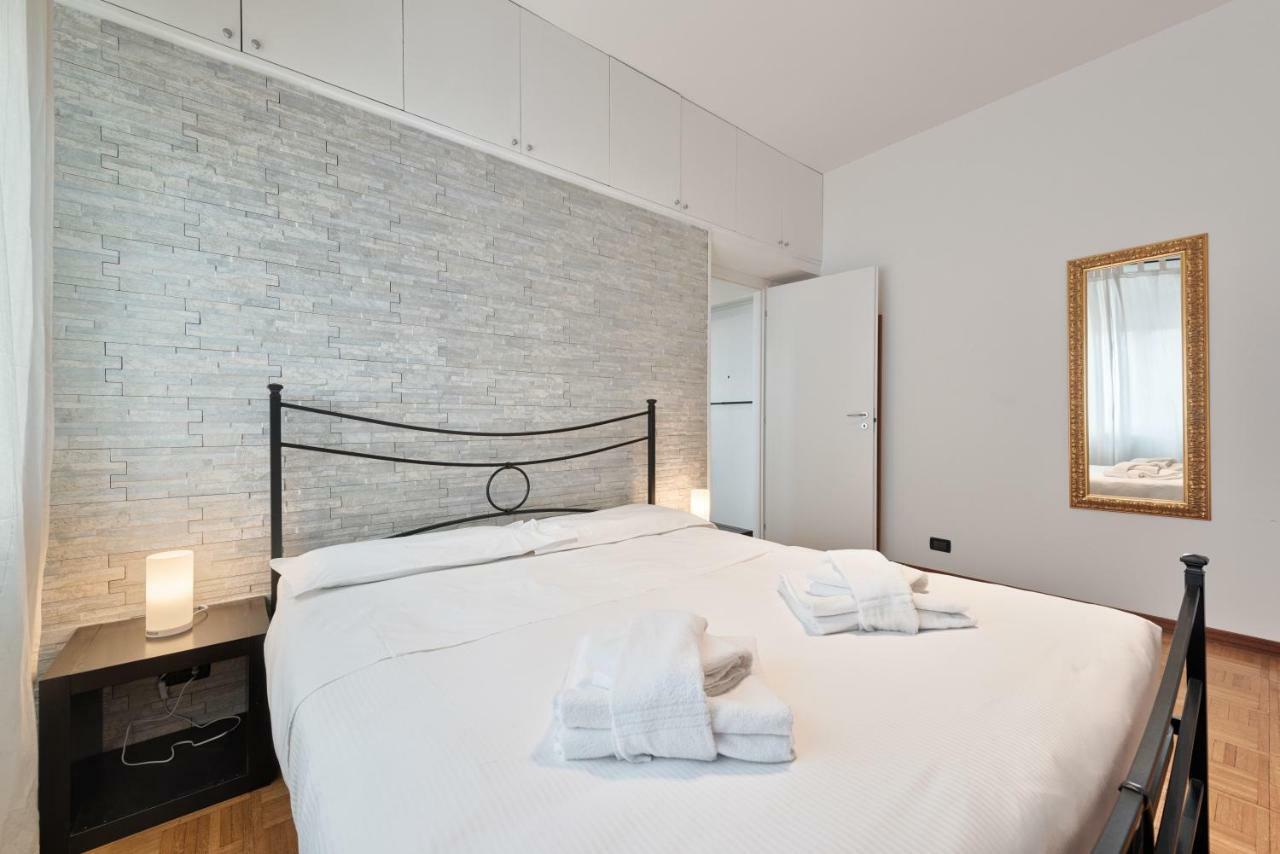 Lungo Dora With Balcony And Panoramic View Turim Exterior foto